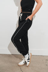 Vitality Motive Jogger - Midnight Contrast