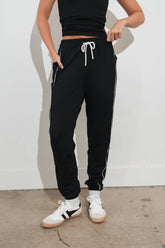 Vitality Motive Jogger - Midnight Contrast