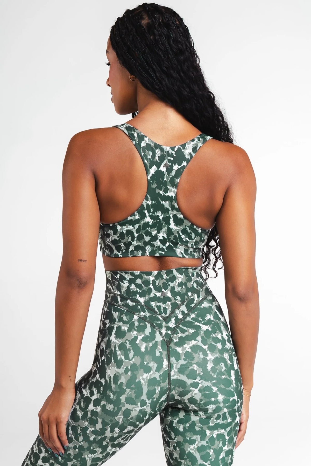 Vitality Pulse® Core Bra+ - Olive Feline