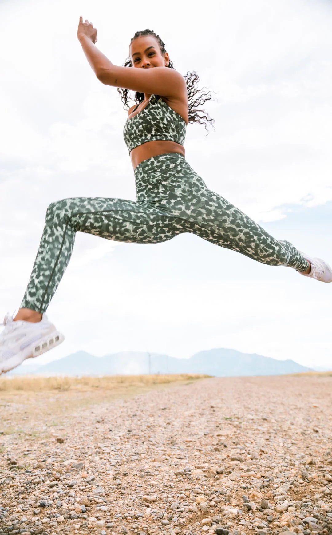 Vitality Pulse® Pant - Olive Feline